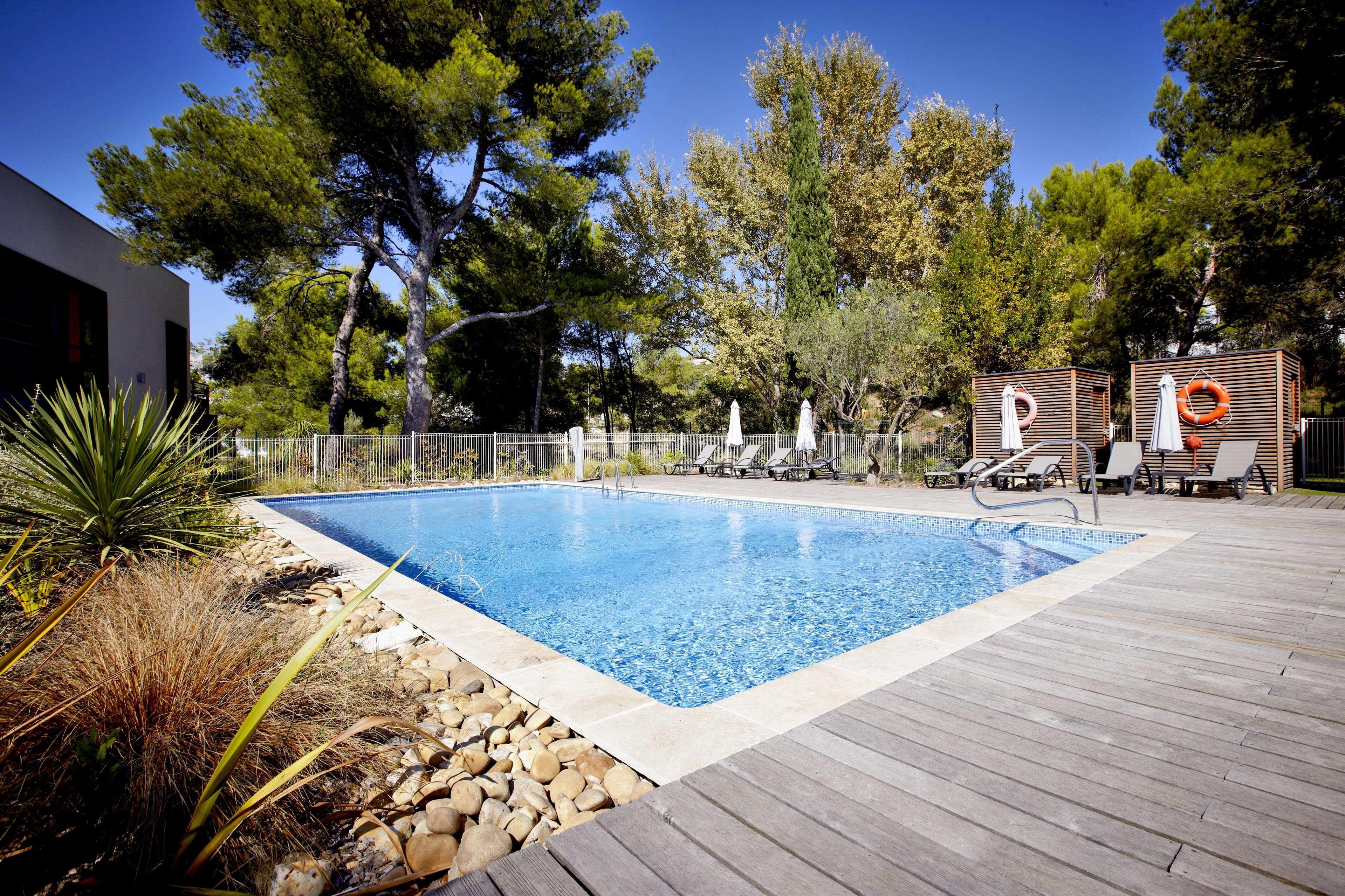 Holiday Inn Express - Marseille Airport, An Ihg Hotel Vitrolles  Exterior foto